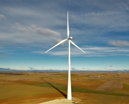 TORRE EÓLICA HÍBRIDA